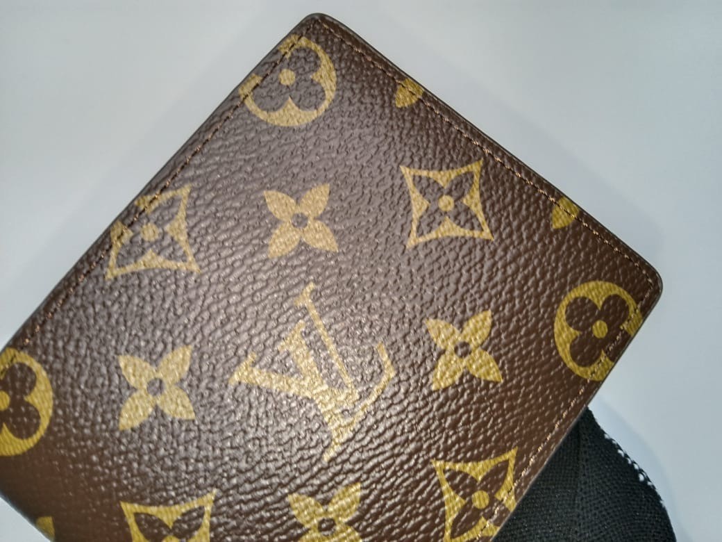 Louis Vuitton Monogram Bifold Wallet Authentic Vintage Leather Brown