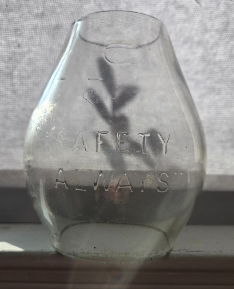 GREAT NORTHERN RY TALL CLEAR CAST GLOBE