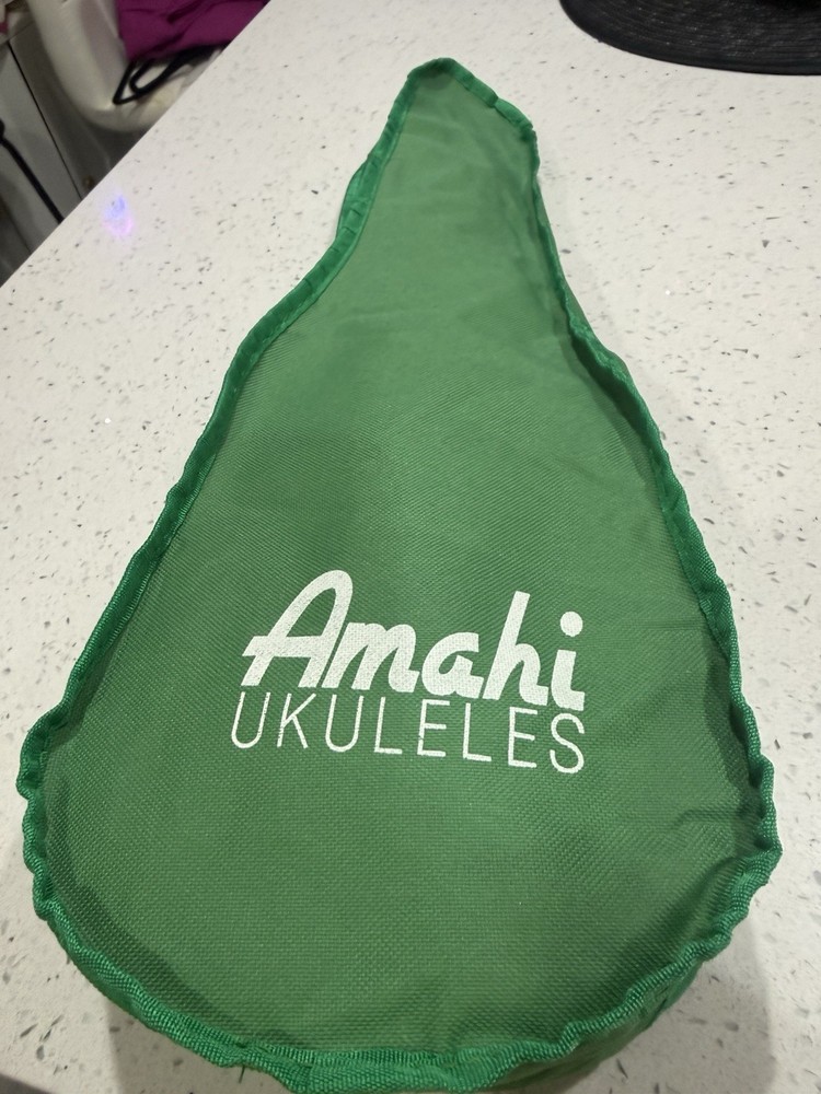Amahi ukulele Watermelon Soprano Beginner Easy Transport