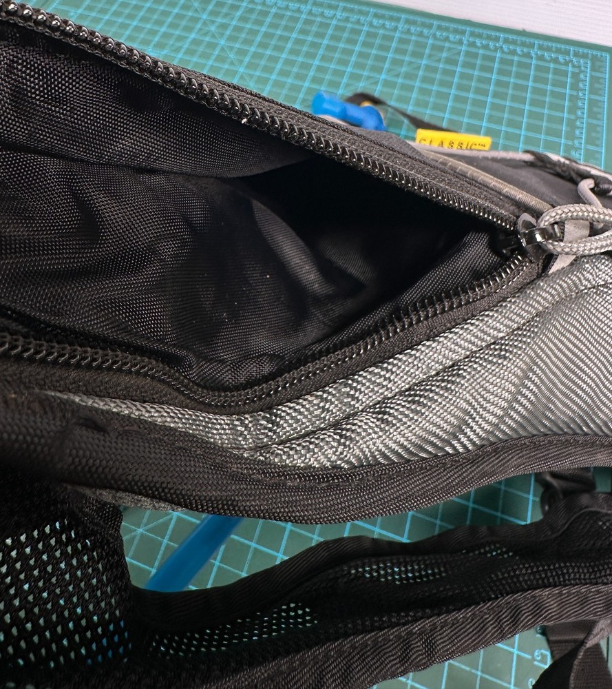 CamelBak Hydration Pack Backpack One Size Black Reservoir 2.0L Bladder