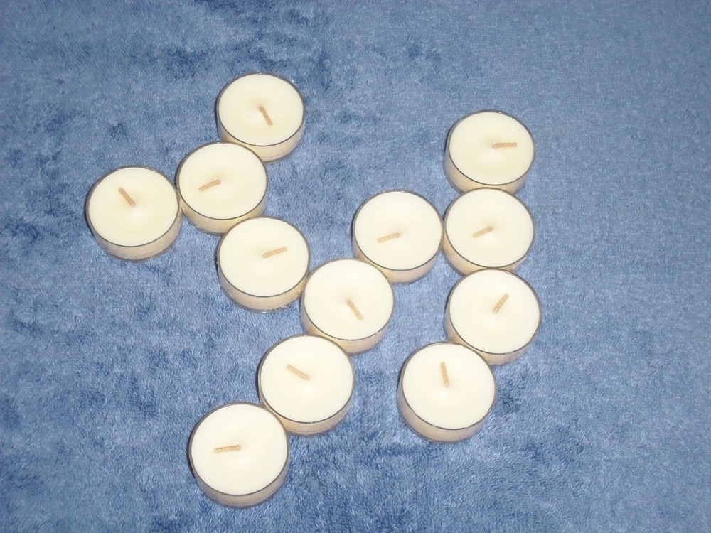 Partylite Peppermint Snowflake Tealights -- RETIRED
