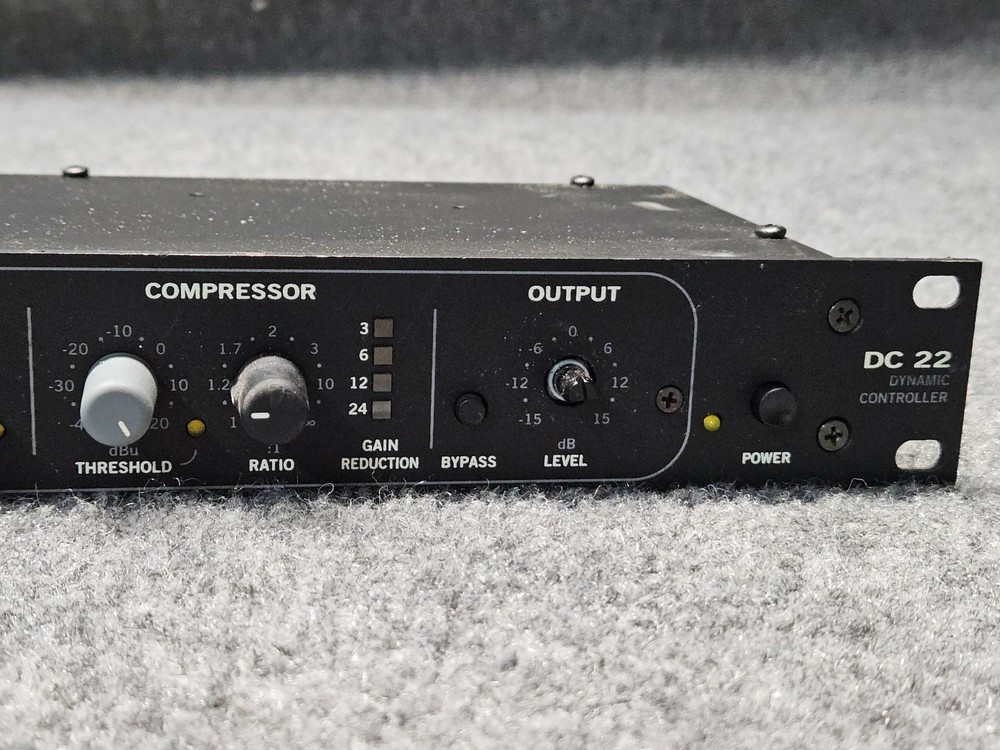 Rane DC-22 Dynamic Controller Signal Processor/Compressor DJ Limiter 2-Channel