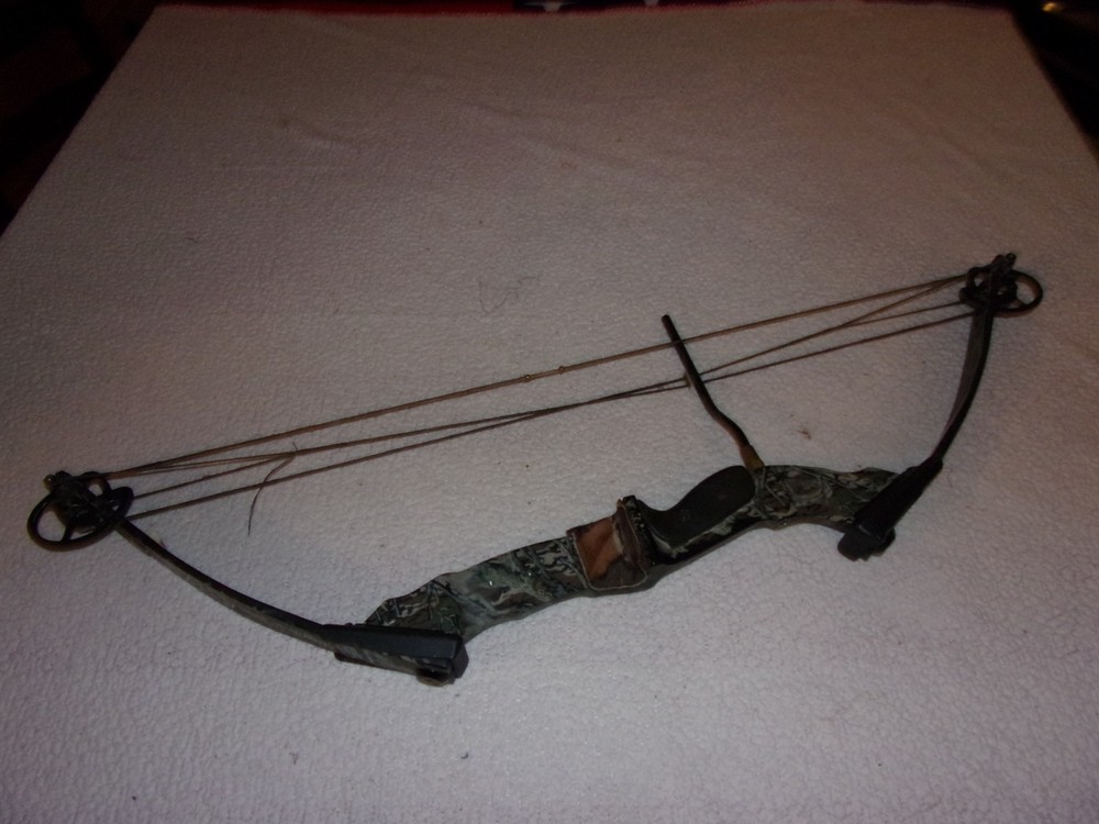 PSE Archery Fire-Flight Game Sport Compound Bow