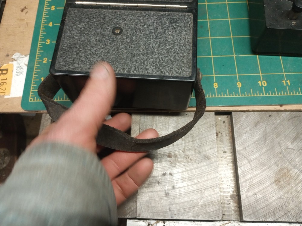 2 Vintage Ge Test Meters