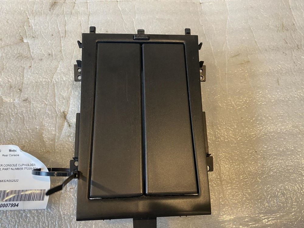 TL 2002 Console Rear 86253