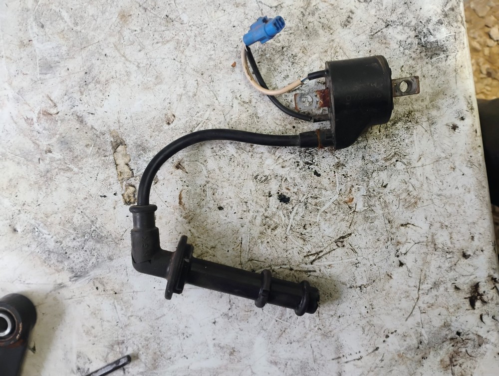 2007 Suzuki LTR 450 Ignition Coil Wire Spark Plug Boot