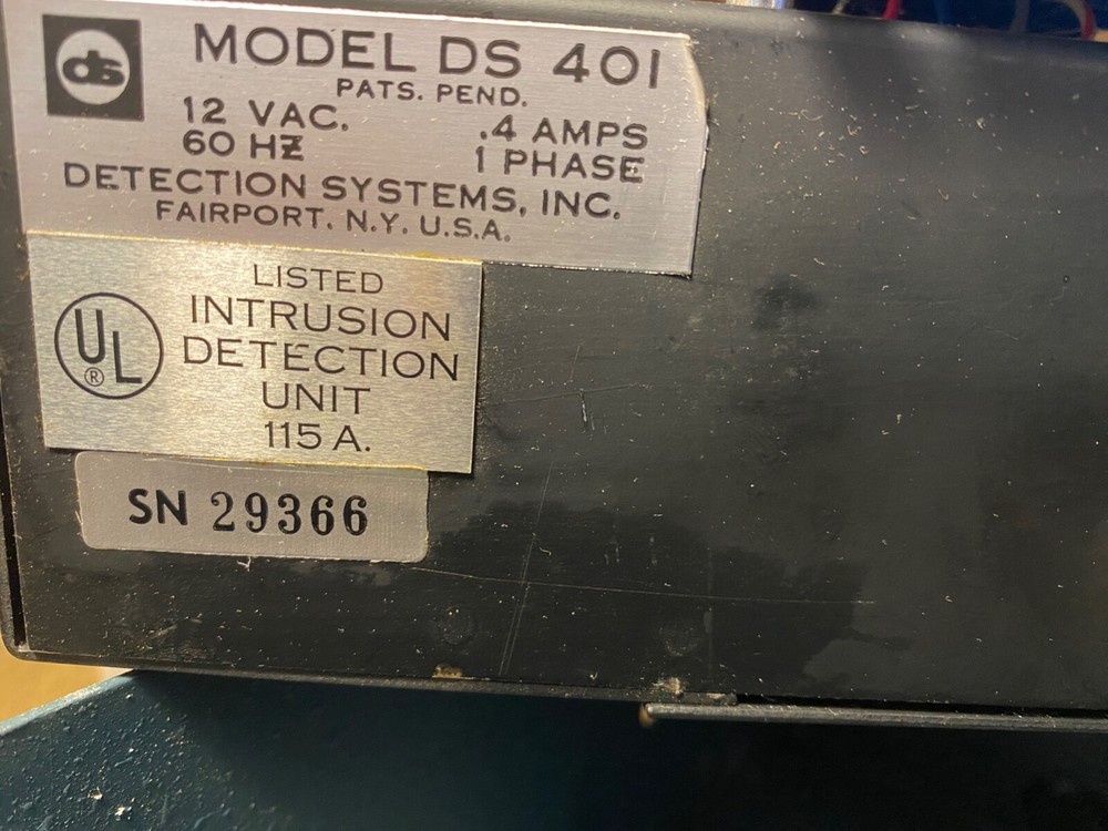 Vintage. Detection Systems (Model DS 401) Infared Motion Detector