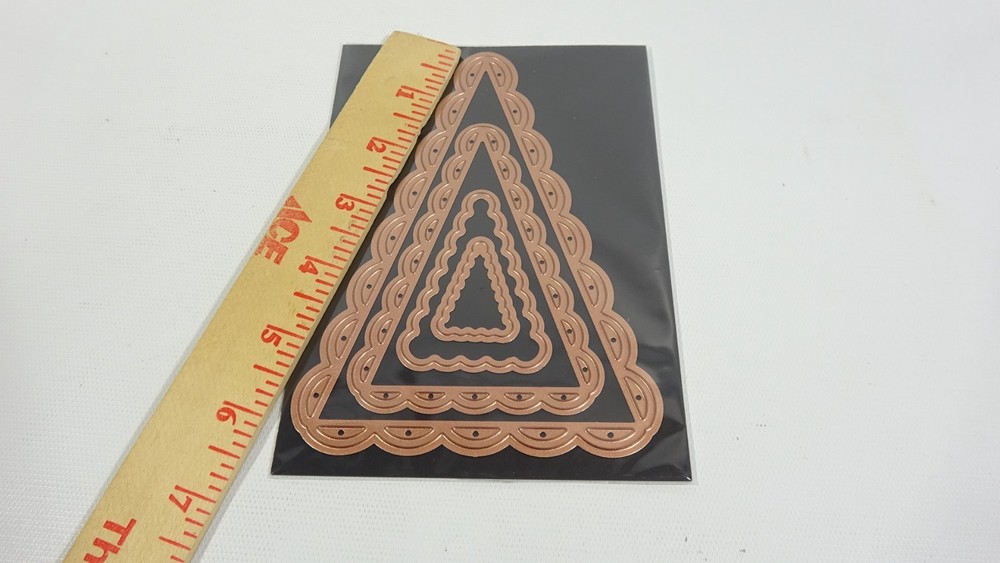 Spellbinders Nesting Triangles Metal Craft Die Set
