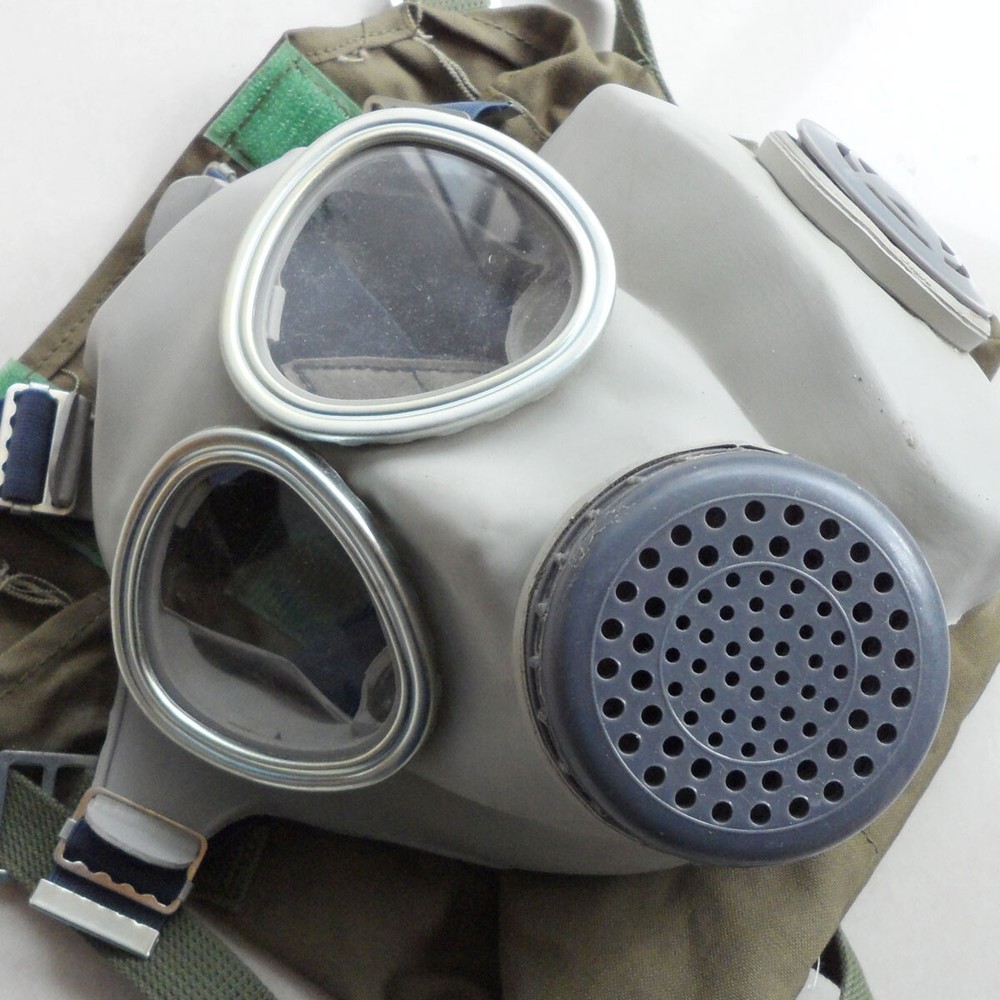 Surplus Chinese type 65 Mask with Bag