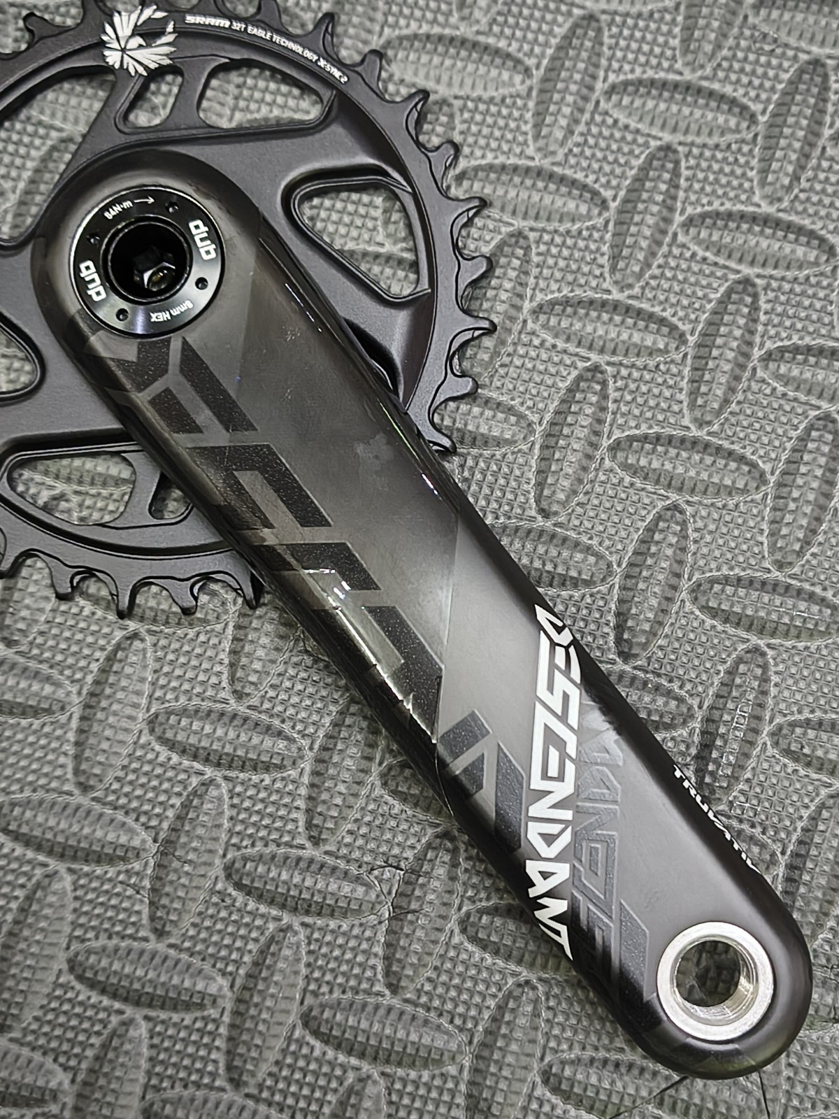 SRAM Truvativ Descendant Eagle 12-Speed 32T 170mm DUB 3mm Boost Carbon Crankset