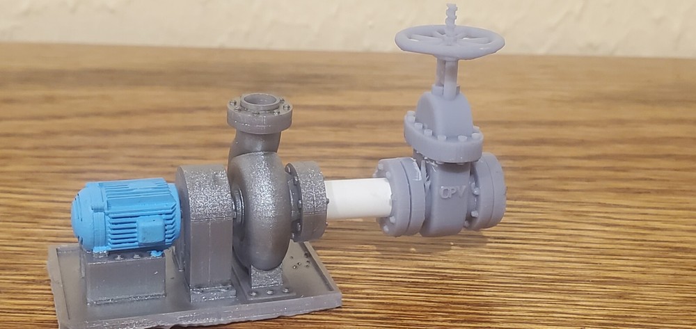 O Scale Centrifugal Pump and Motor - SMALL