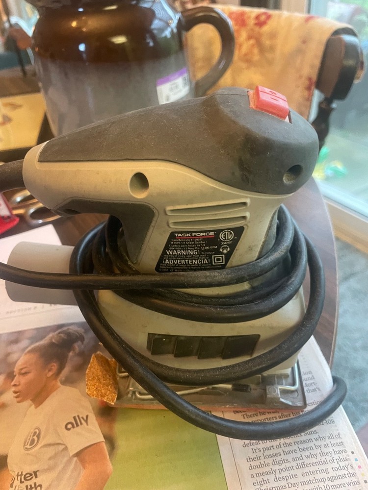SUPER KEEN CANTASTIC Task Force TF14PS Corded Sander