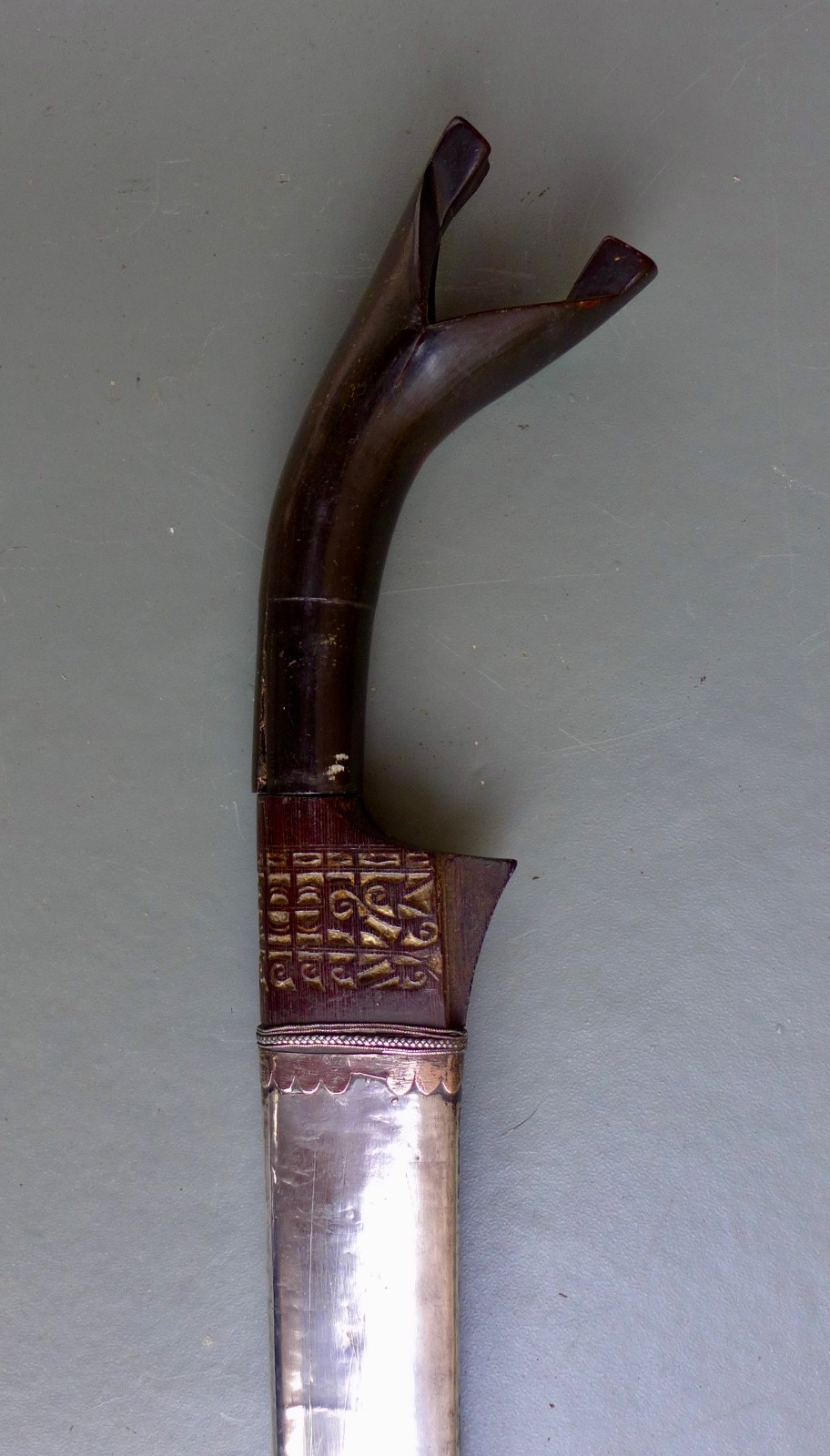 Nice and good Quality Karo Batak sword Indonesia Sumatra 19th. century no mandau