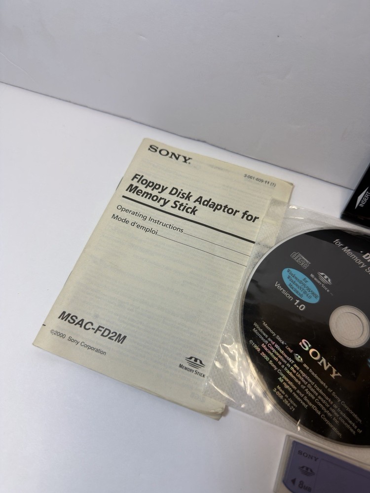 Sony MSAC-FD2M Memory Stick Floppy Disk Adapter w/ CD & Manuals + 8MB Stick