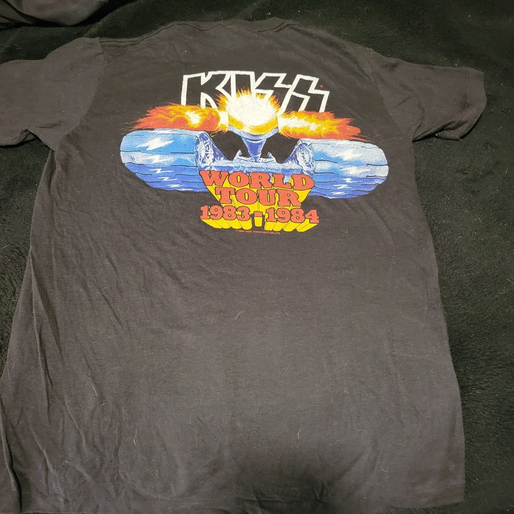KISS 1983 Lick It Up Tour T-shirt Medium Ex Condition