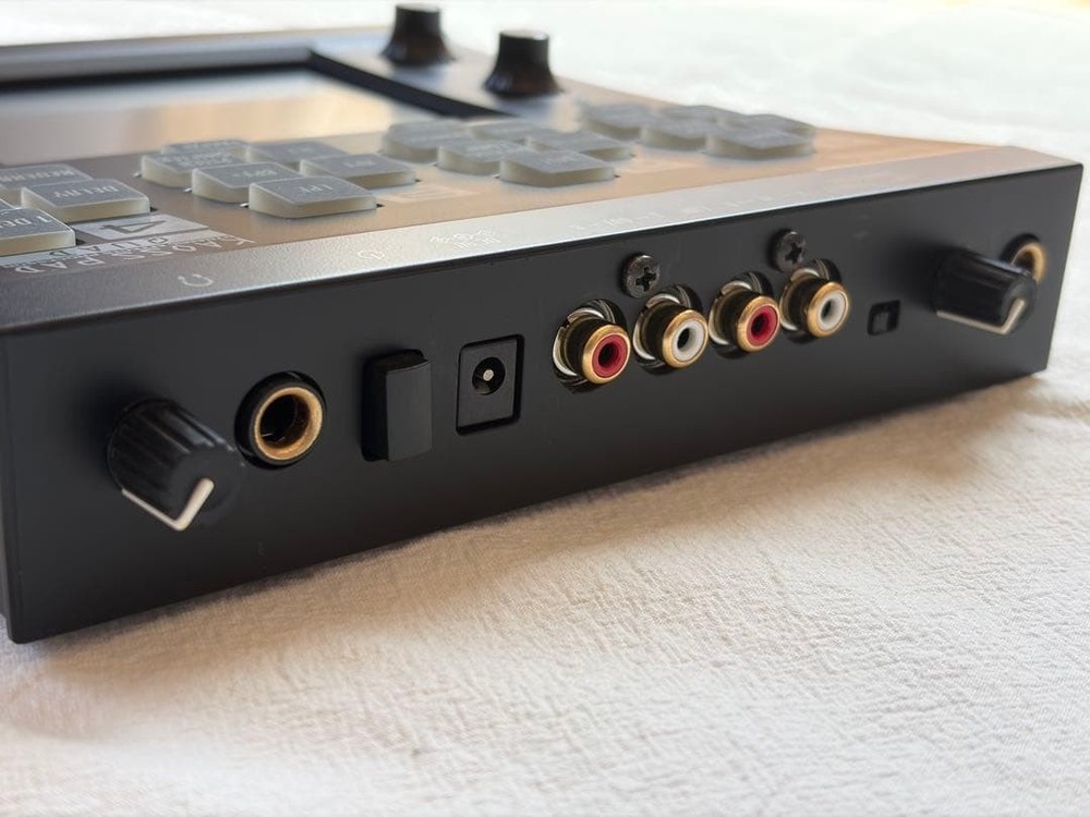 Korg Kaoss Pad Quad Dynamic Effect Processor Sampler