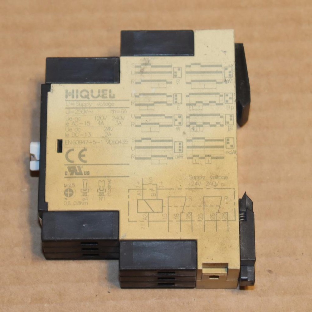 One Hiquel TM21 Multi Function/Voltage Time Relay