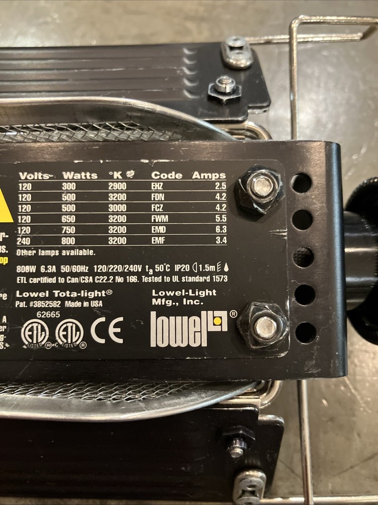 Lowel Tota light T1-10 Untested Continuous Lighting