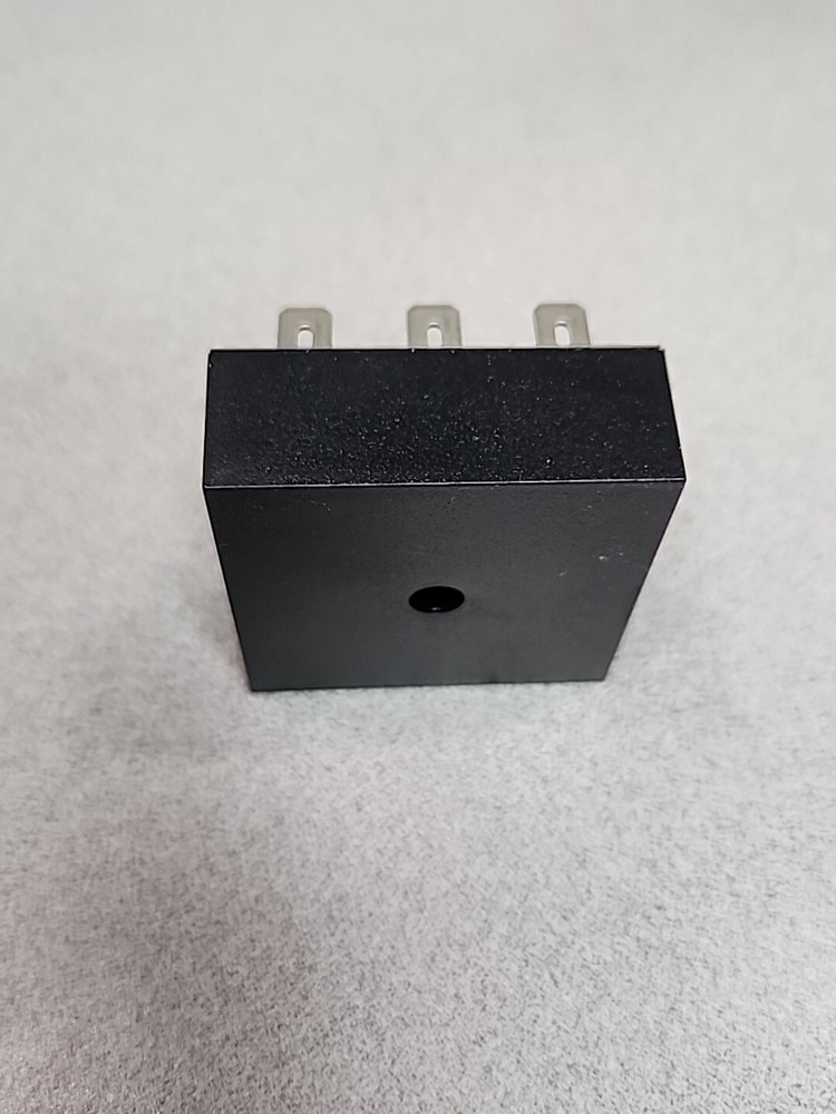 SSAC Part No. TSD3610.5S SOLID STATE TIMER. 230 VAC. TIME DELAY 0.5 SEC.