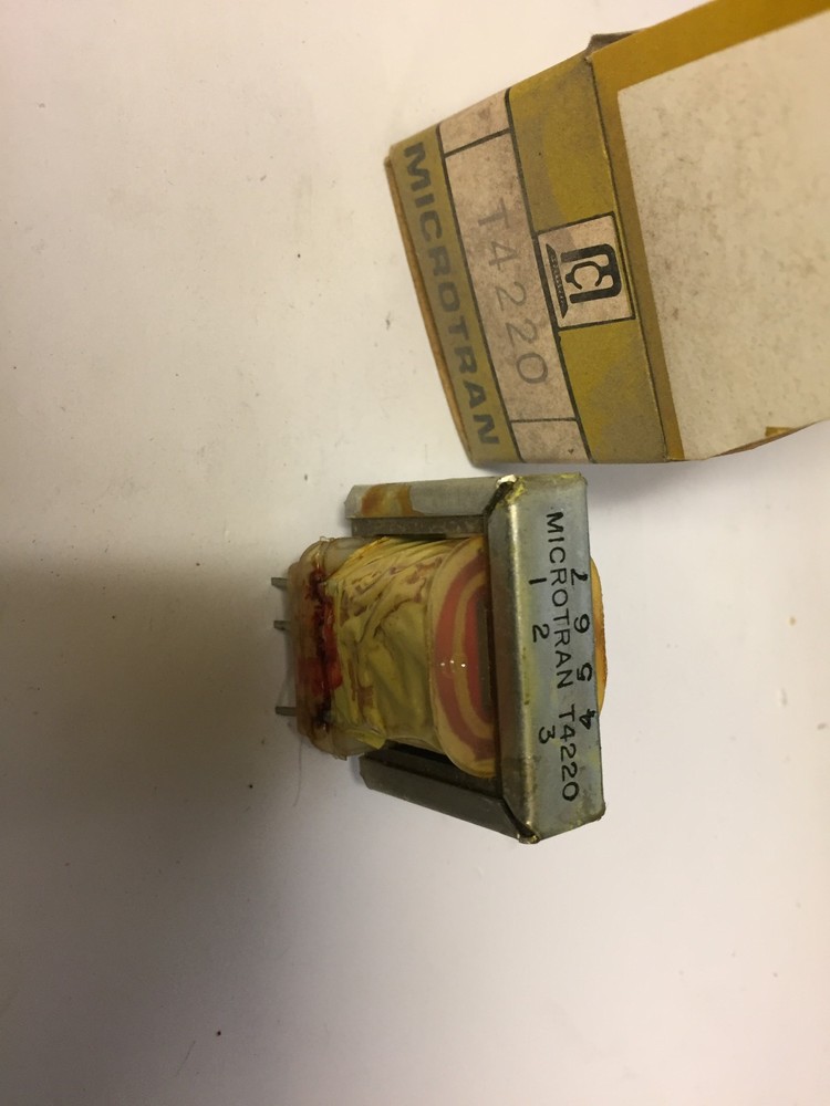 T4200    MICROTRAN  TRANSFORMER  NOS