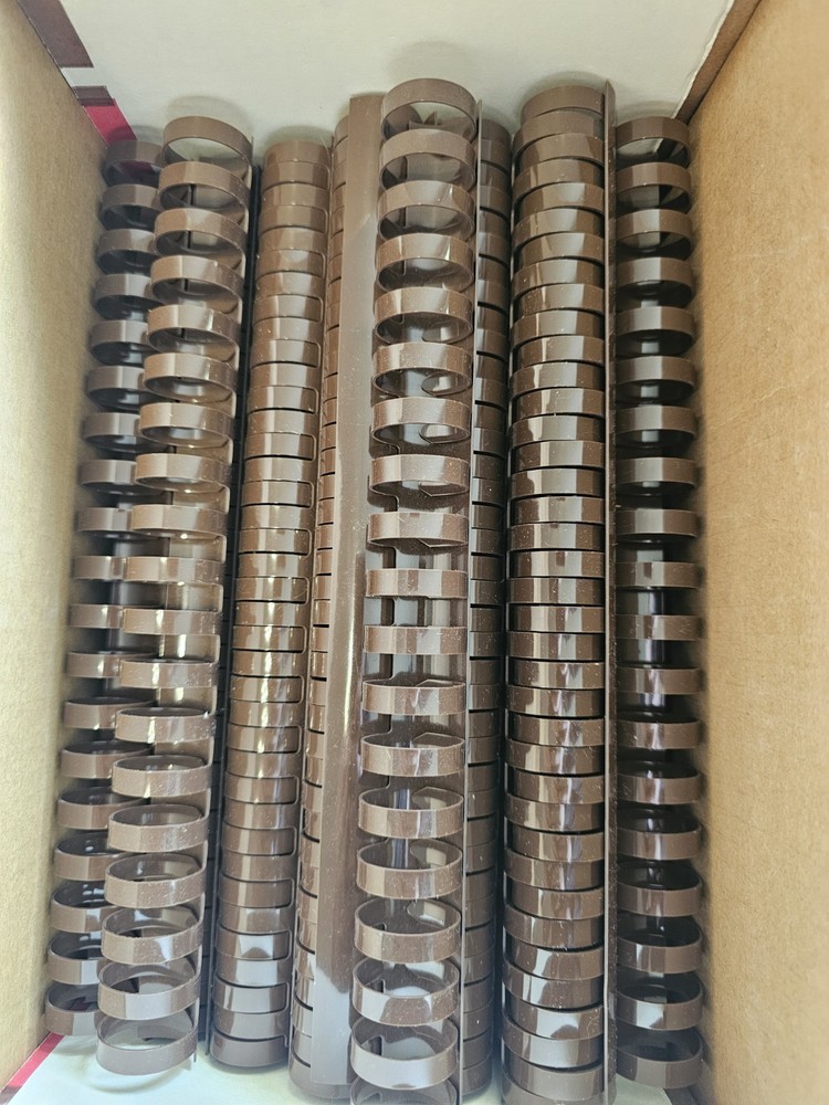 Plastic Binding Combs For Book Making, 100 Count 1" Brown