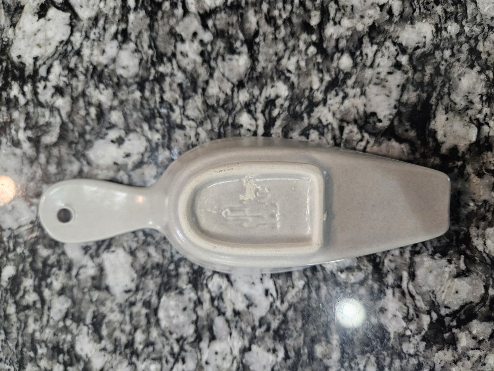 Pfaltzgraff Yorktowne Medium Scoop