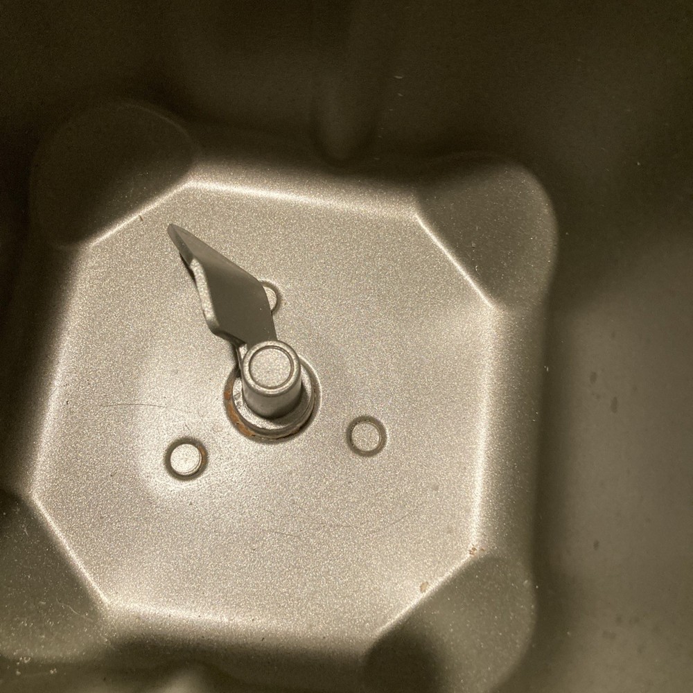 Regal Bread Maker machine K6731 Replacement Pan & Paddle