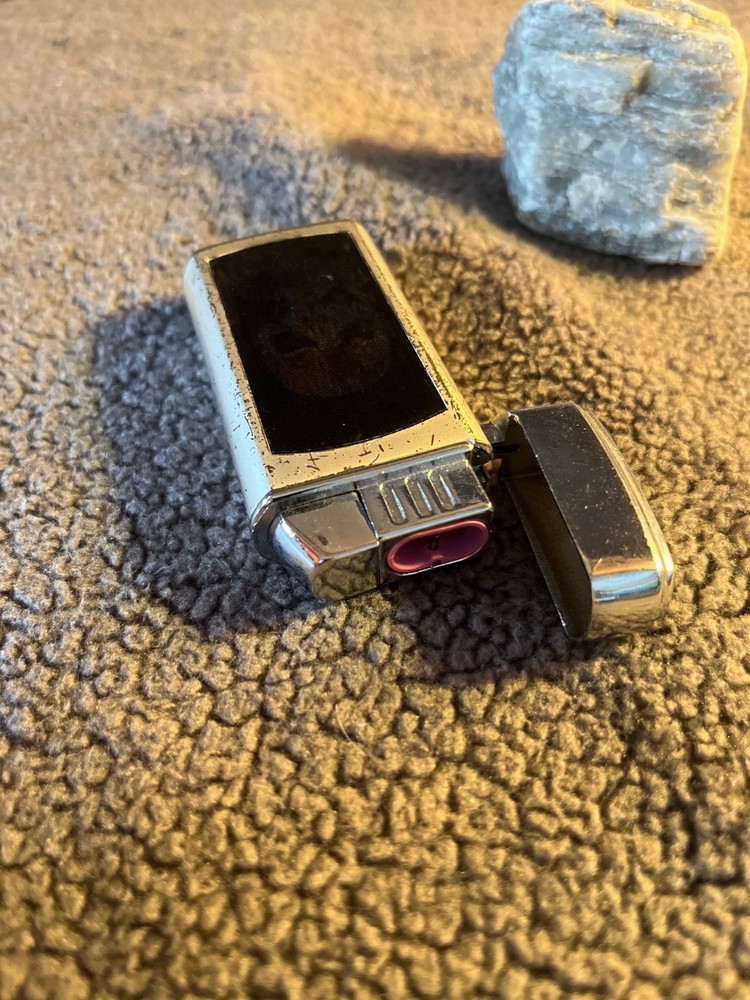 Vintage Ronson Lighter