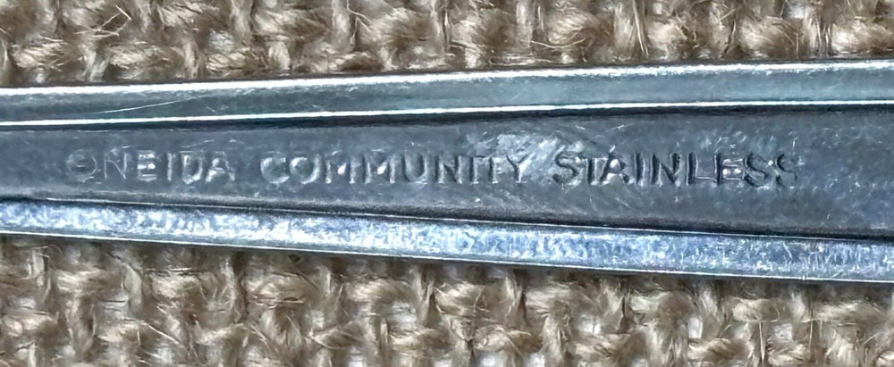 Oneida Community Via Roma Vegetable Serving Spoons Solid & Slotted Flatware