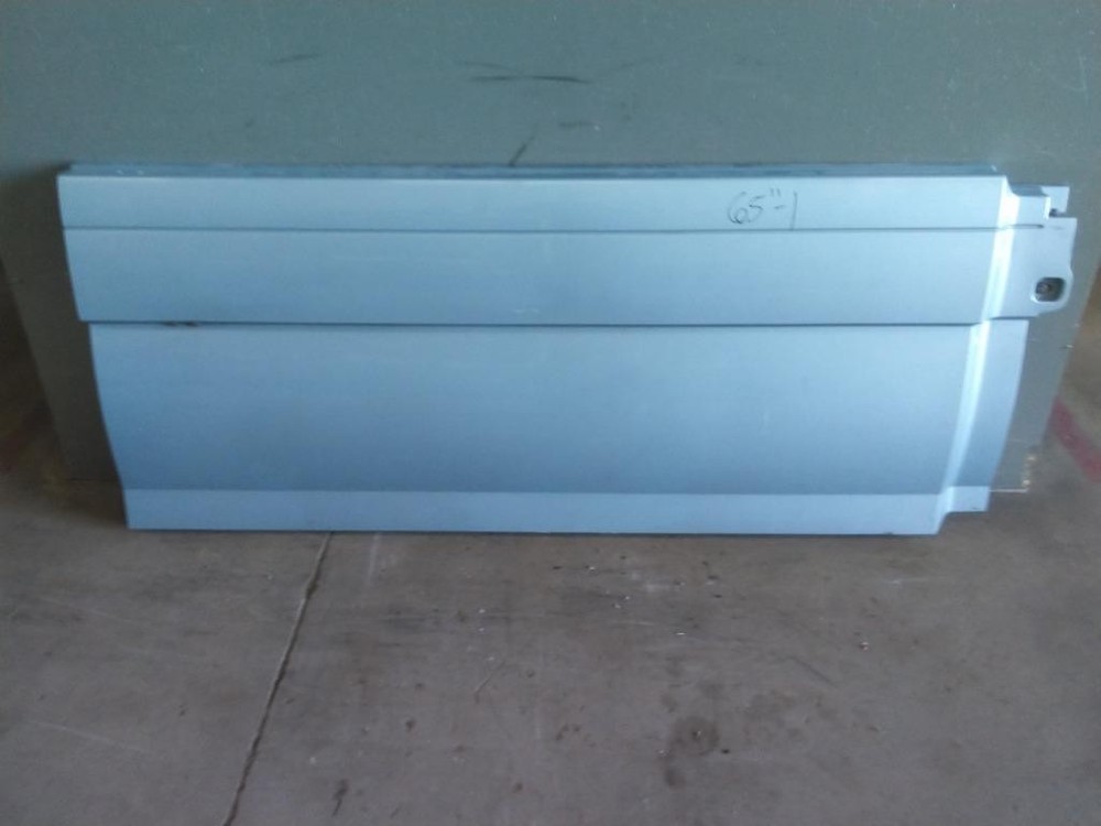 For 2013 VOLVO VNL SIDE FAIRING Right ,  IL