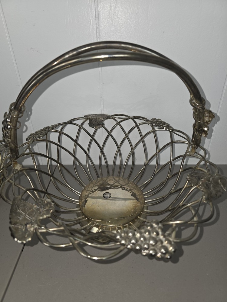 GODINGER Silver Grapevine Leaf Baskets Silver Plated Base Metal 11" Decorative