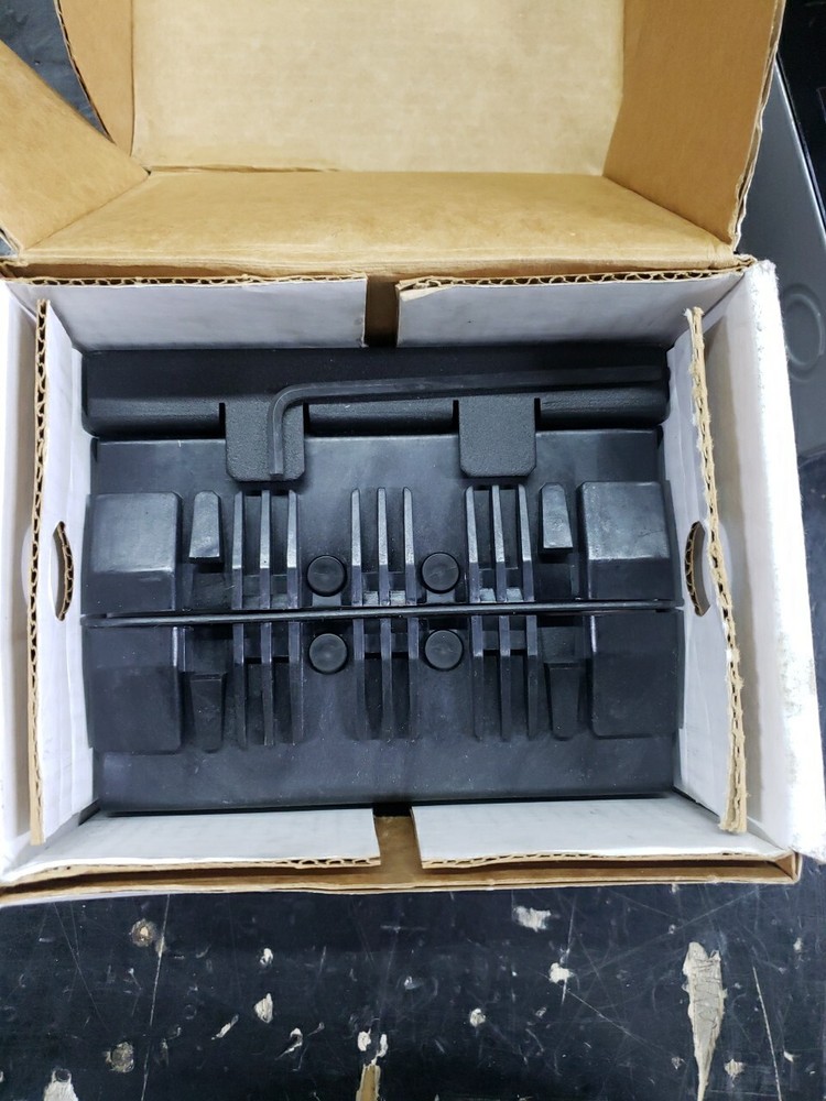 NEW smiths power MOD17646 400A Splice/Terminal Block
