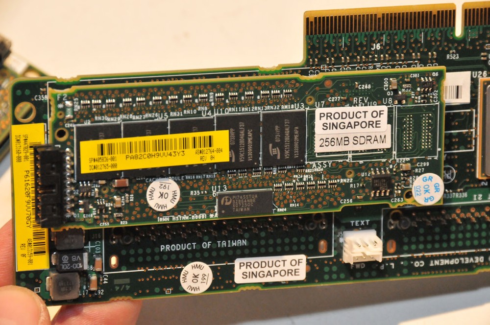 HP Smart Array P400 Low Profile PCIe SAS RAID Controller 256mb Cache 405836-001