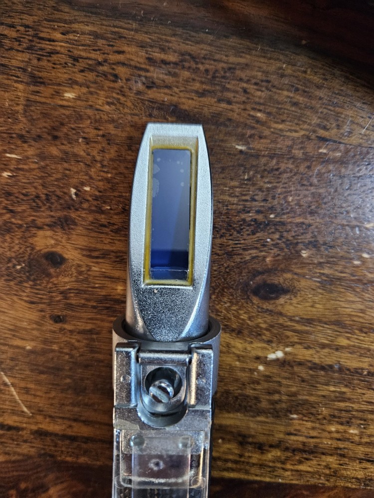 Kernco Portable Refractometer 11A32 W Case