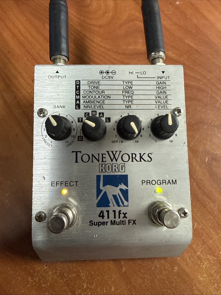 Korg ToneWorks 411fx Super Multi FX Pedal MISSING BATTERY COVER