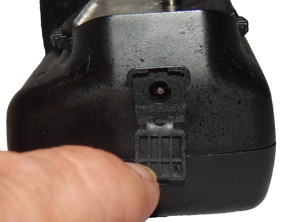 Battery Grip for Nikon D80