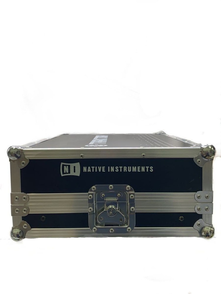 NATIVE INSTRUMENTS DJ EQUIPMENT Used