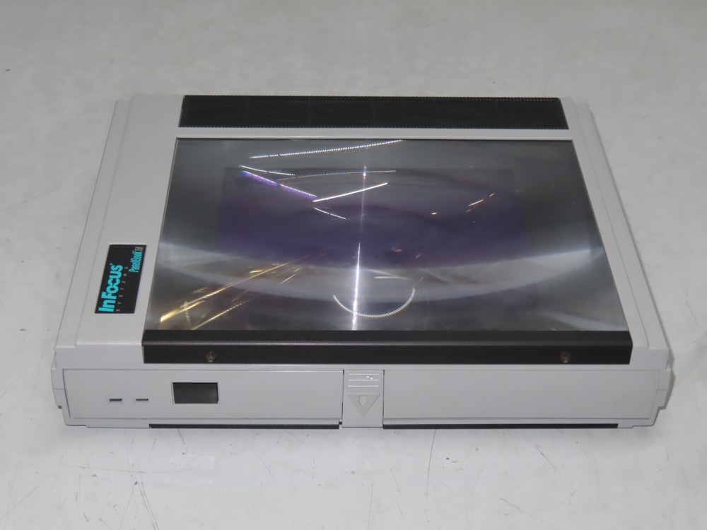 InFocus Systems PanelBook 750 LCD Projection Panel **No Power Adapter**