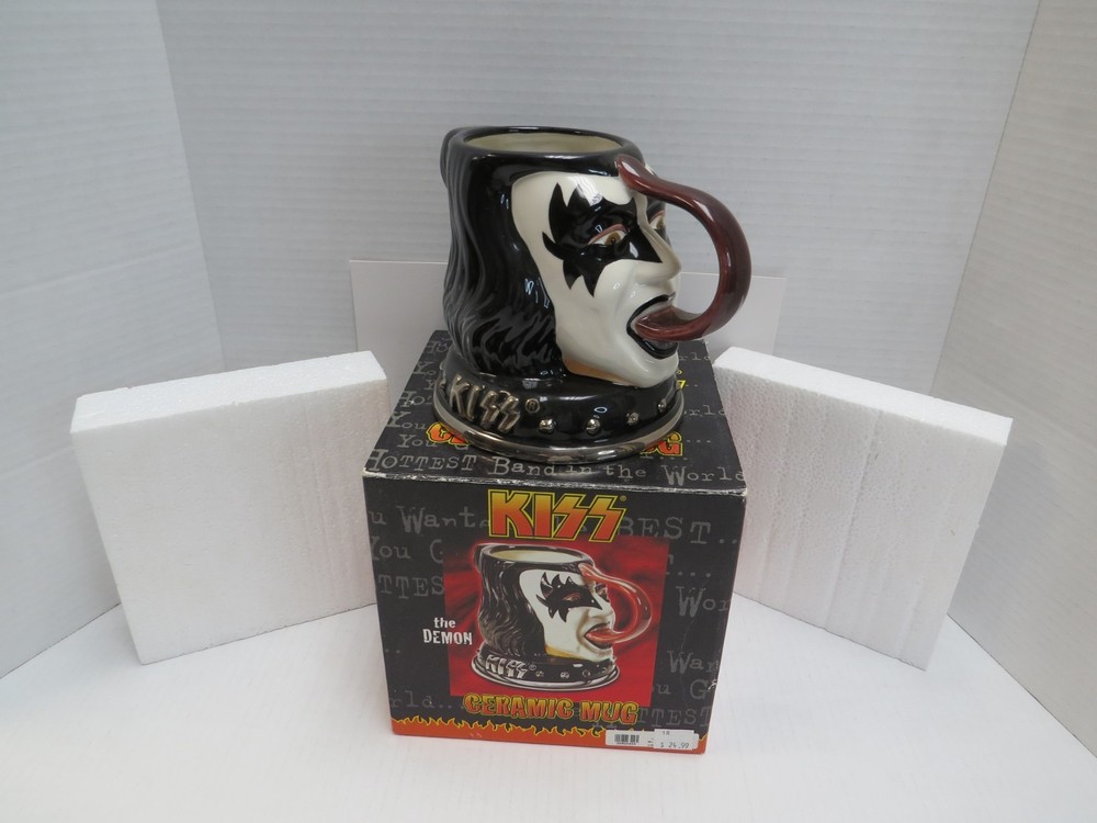 KISS GENE SIMMONS CERAMIC MUG - THE DEMON