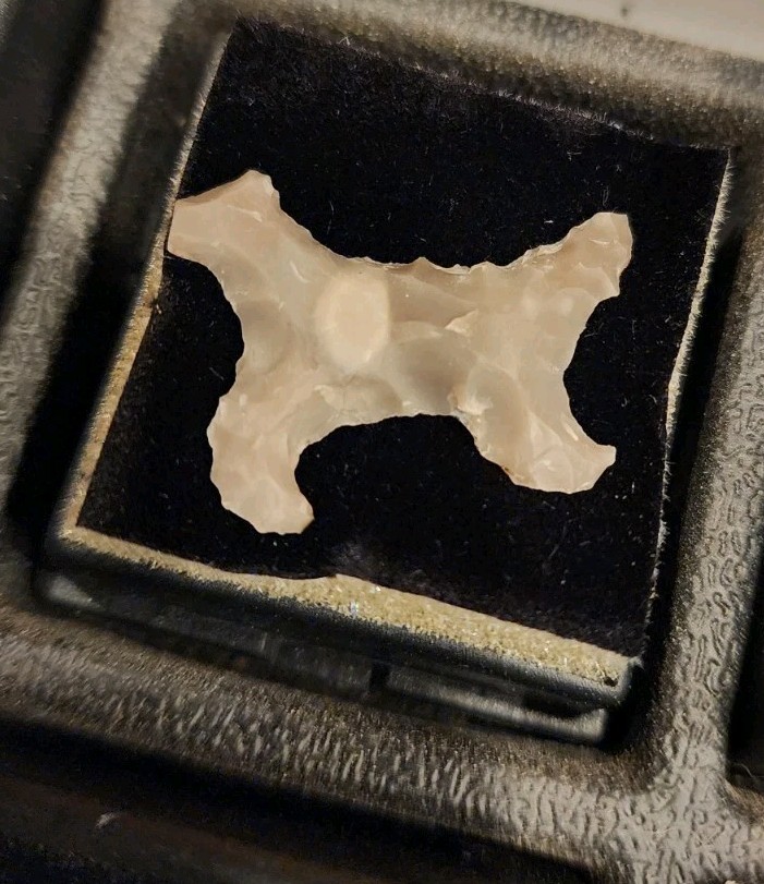 Georgetown Flint Knapping Dog Shape Eccentric