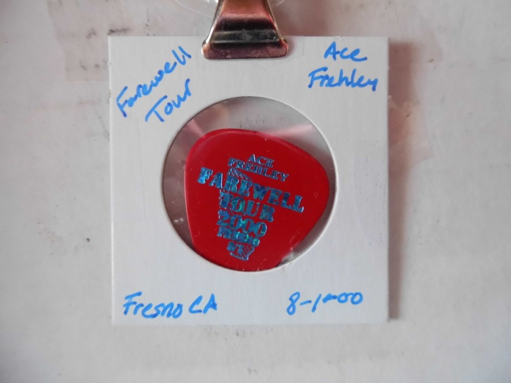 KISS "ACE FRAHLEY"~FAREWELL TOUR GUITAR PICK~8/1/00 (7/6)