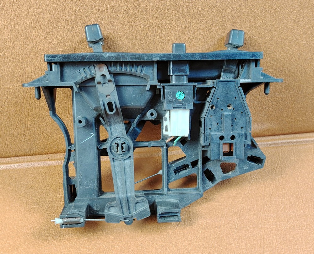 Isuzu NPR AC/Heater Climate Controller Panel AC Panel Switch Unit OEM JDM Used
