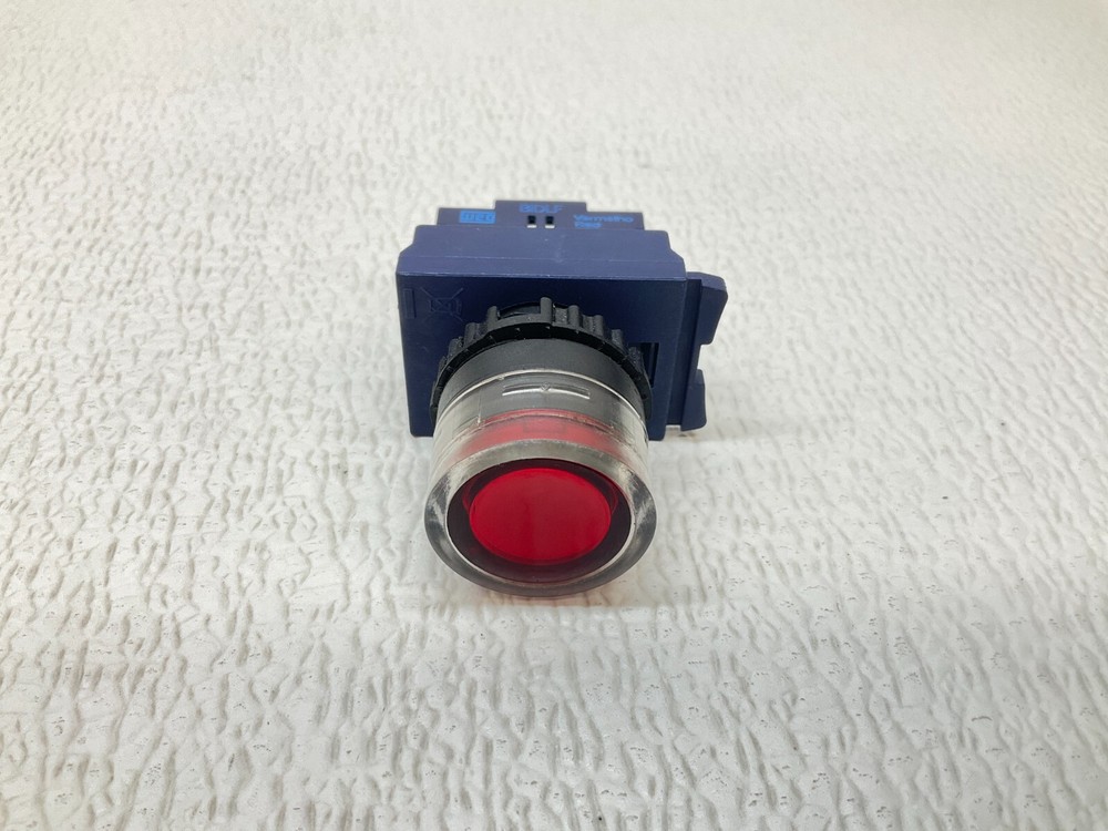 WEG BC01F Red Illuminated Momentary Push Button BCO1F (TSC)