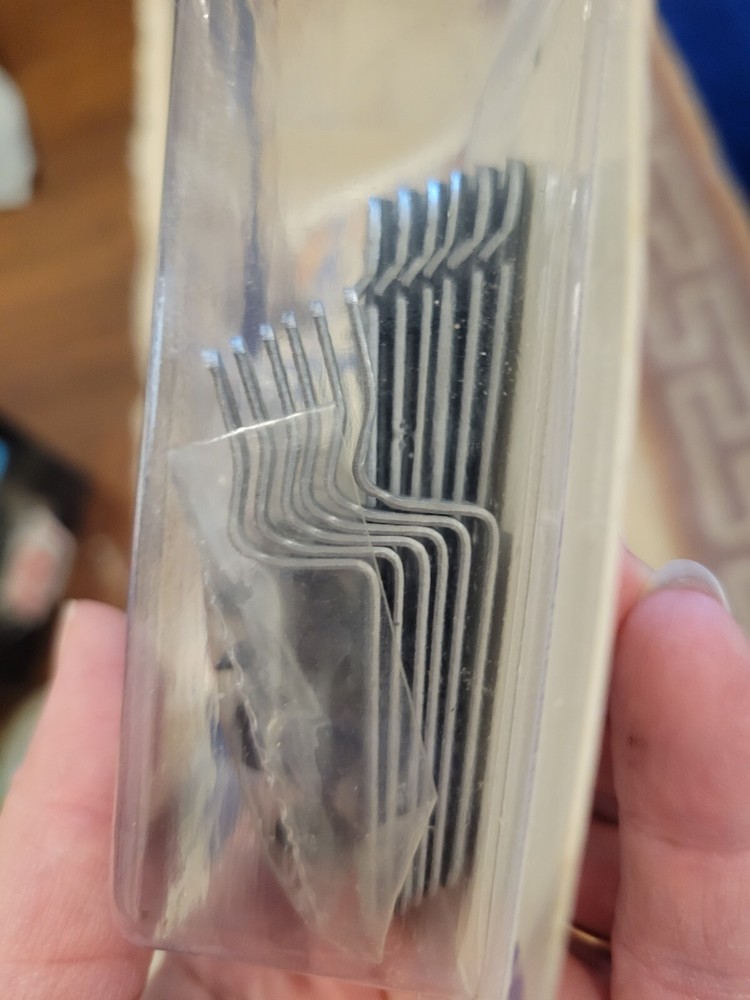 USG Sheetrock Drywall Repair Clips