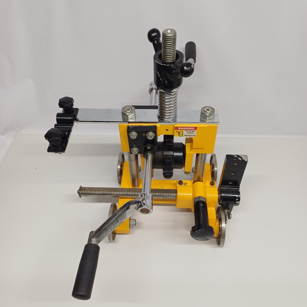NEW PORTABLE PIPE CUTTING MACHINE 05012010