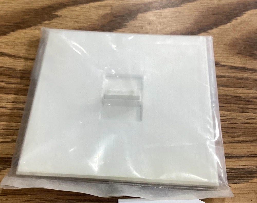 Hubbell AS2I Ivory Dimmer Accessory Kit Large New