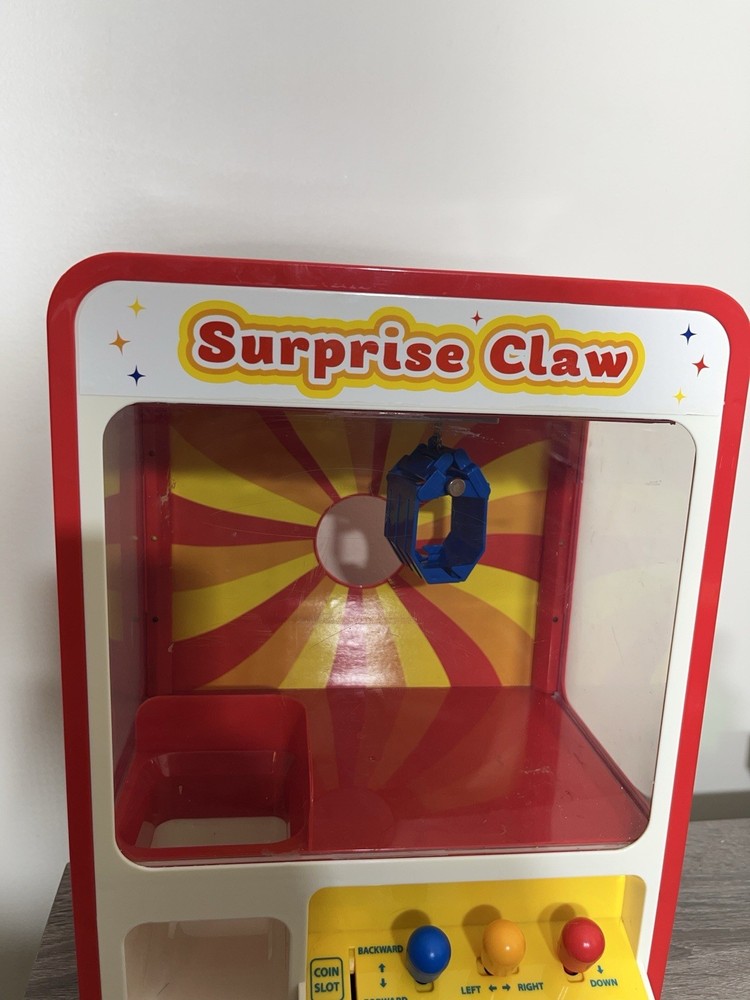 Claw Machine Arcade Toy with LED Light & Adjustable Sound,