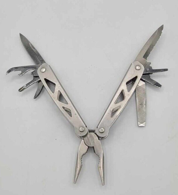 Sheffield 12-in-1 Skeleton Multi-Tool