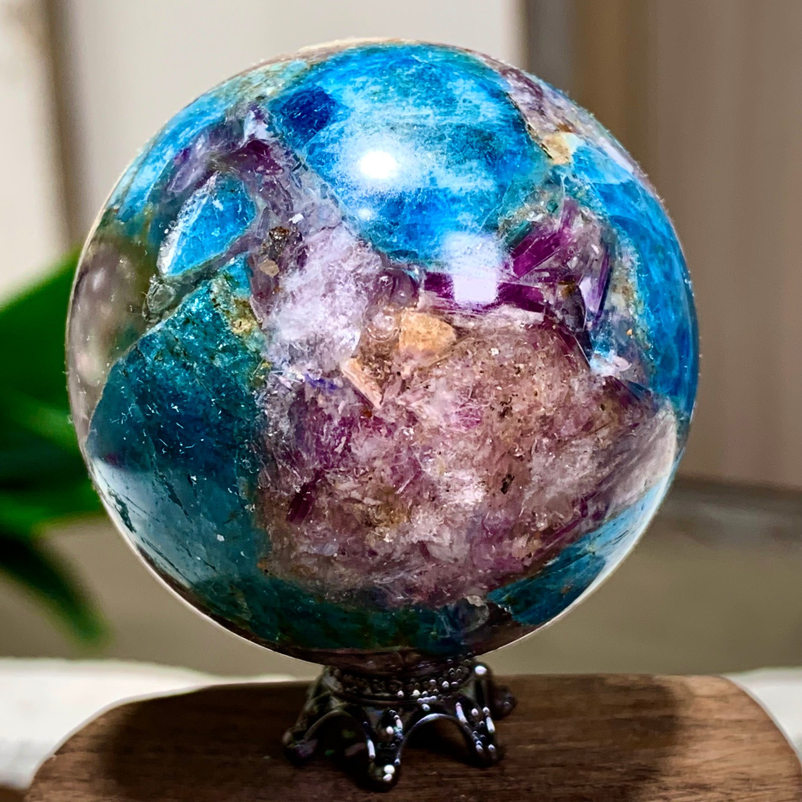 128G Natural Blue Aptite +Sun Stone purple lepidolite Sphere mineral sample