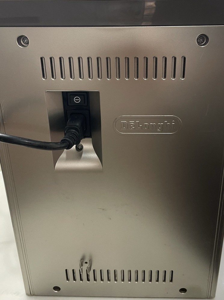 DeLonghi PrimaDonna Elite Experience ECAM 650.75.MS Coffee Machine – Serviced, E